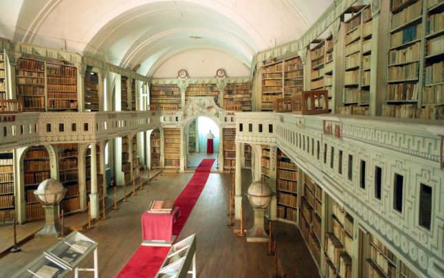 biblioteca-batthyaneaum